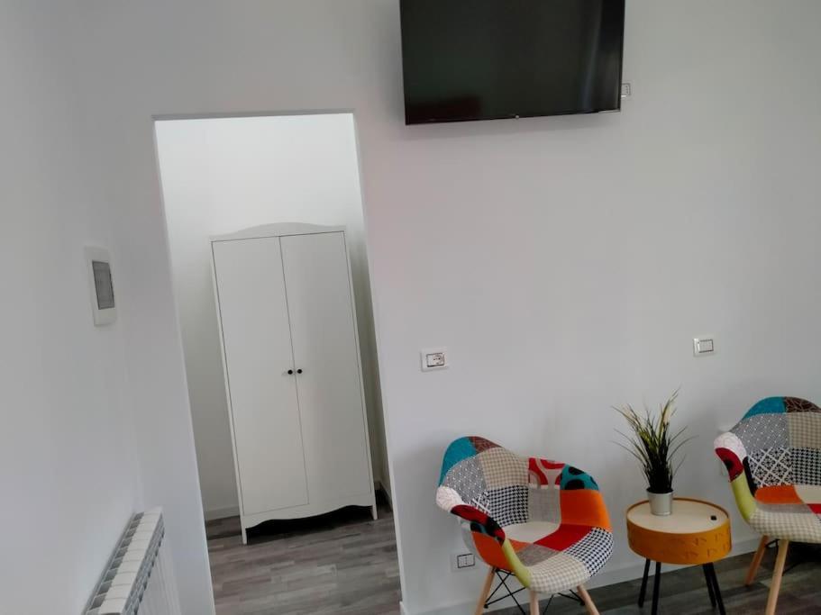 Suite Room Malpensa B&B Cardano Al Campo Exterior foto